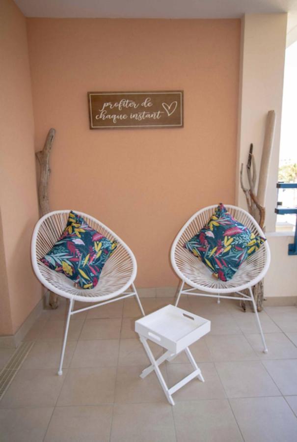 Bright Apt Of 32 M Renovated Near Town Fréjus Buitenkant foto